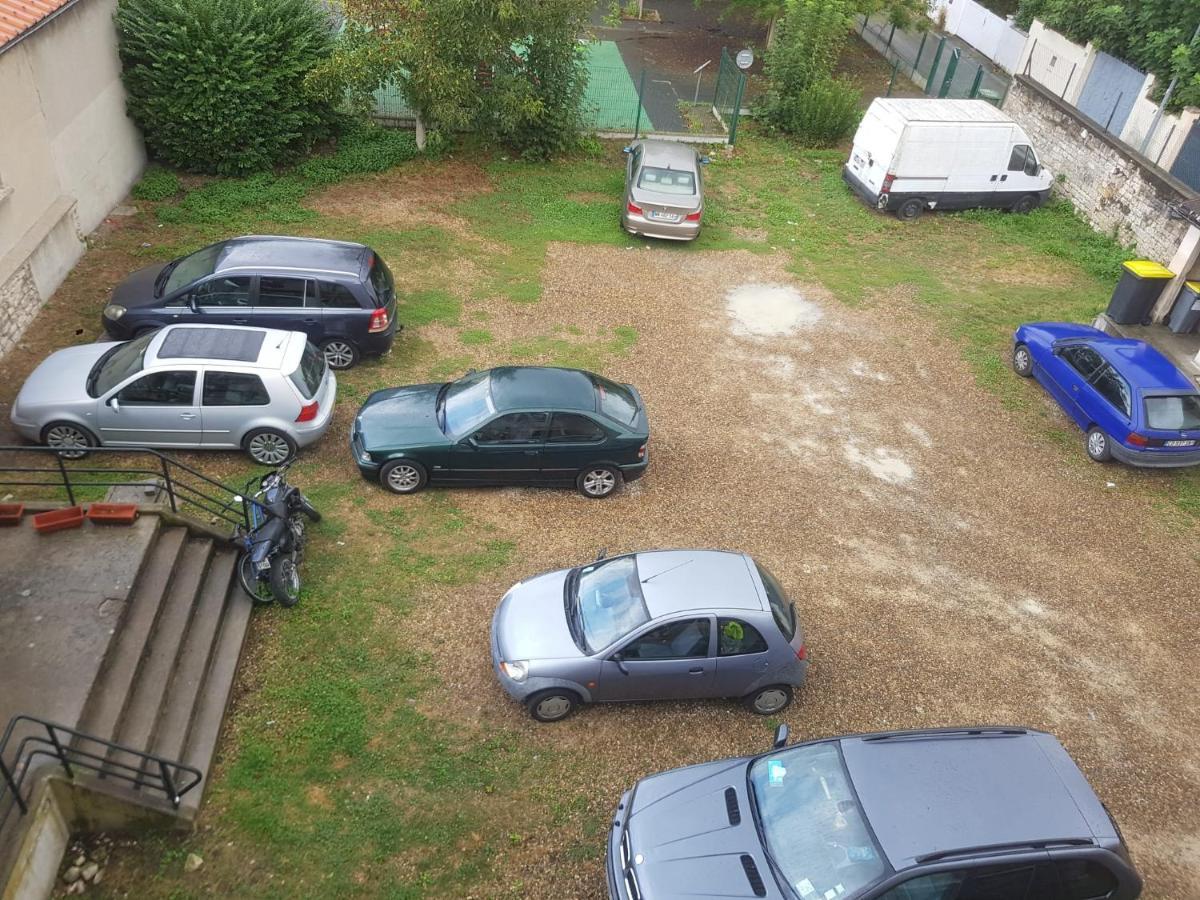 CHAMBRE PRIVÉE Numéro 1 dans un Superbe appartement en colocation Montataire Exterior foto